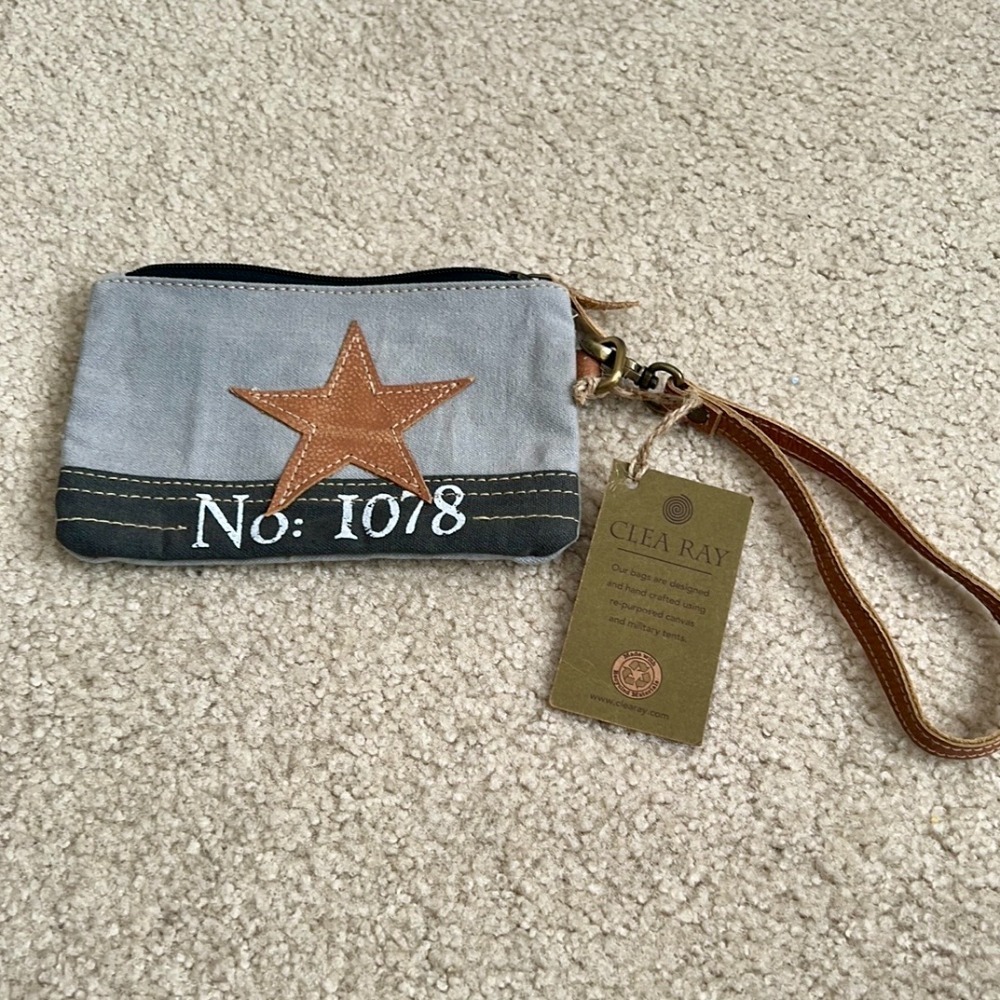 CLEA RAY‎ Canvas Pouch Wristlet Star Applique No: 1078 Zip Closure